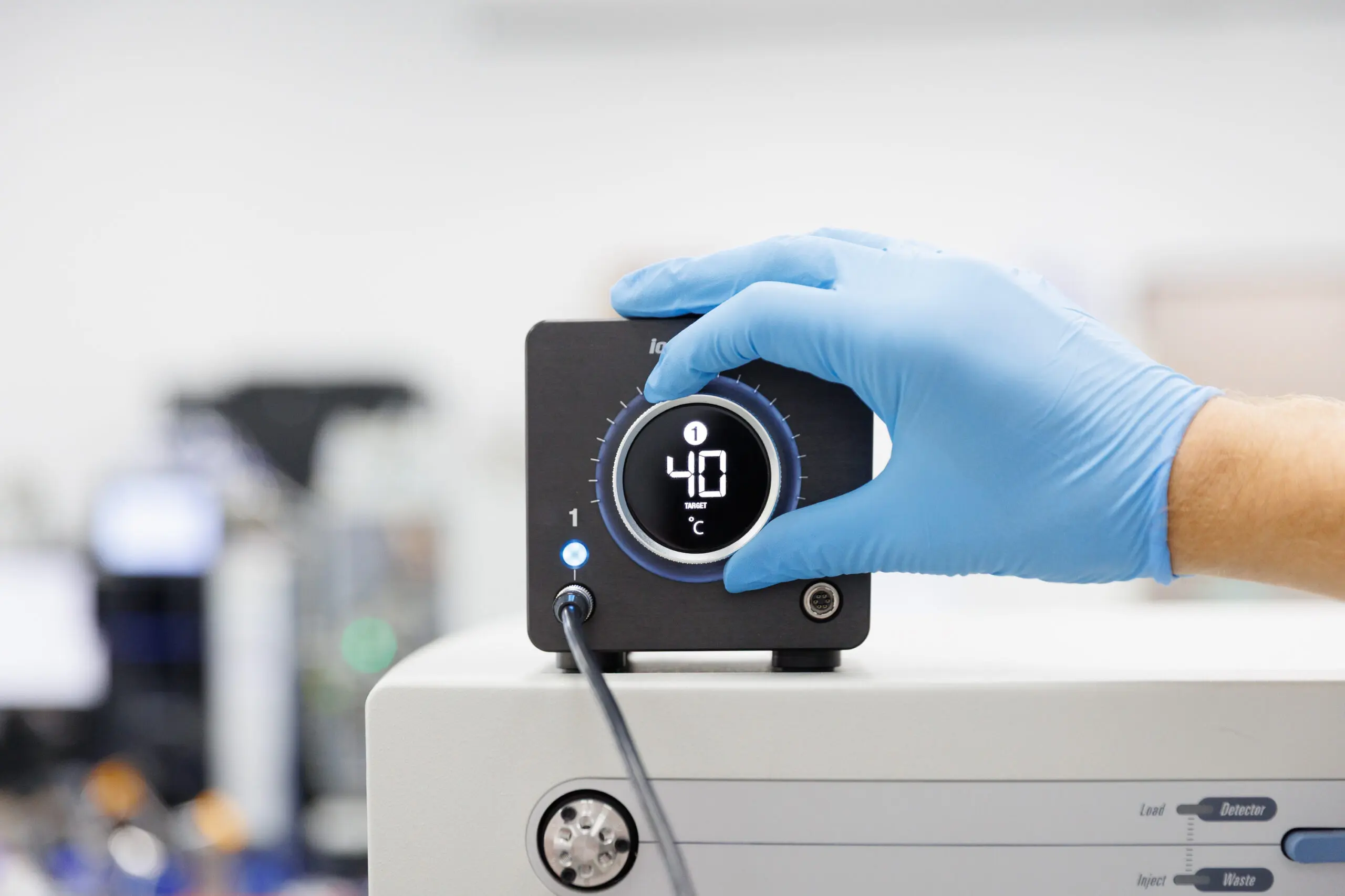 Aurora Rapid 8x150 XT C18 UHPLC column with CoreJet™ emitter